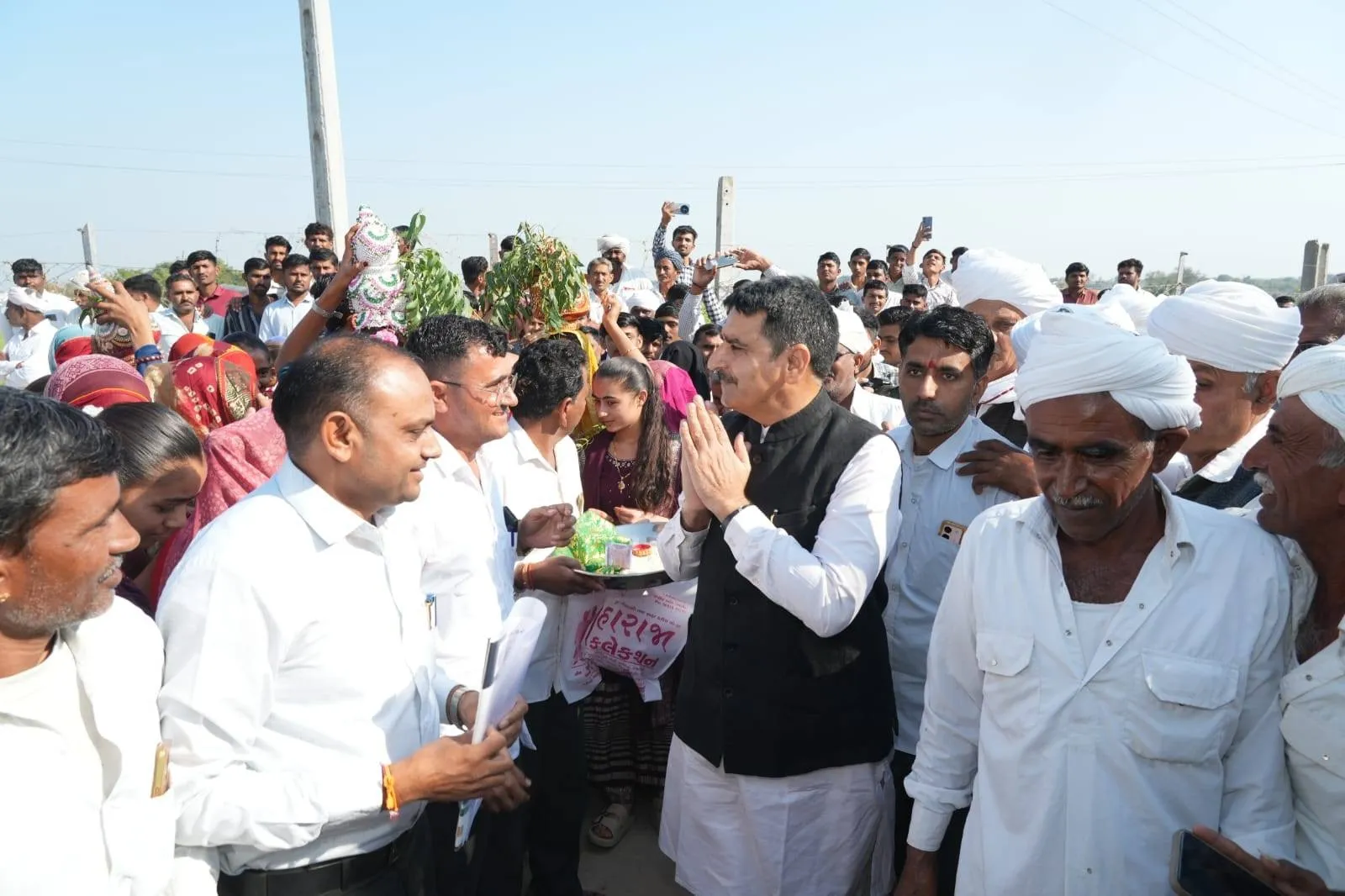 થરાદ જિલ્લાને મોટી ભેટ, એક અઠવાડિયામાં અધિકારીઓની નિમણૂક 2 Shankar Chaudhary Tharad Announcement 2.png