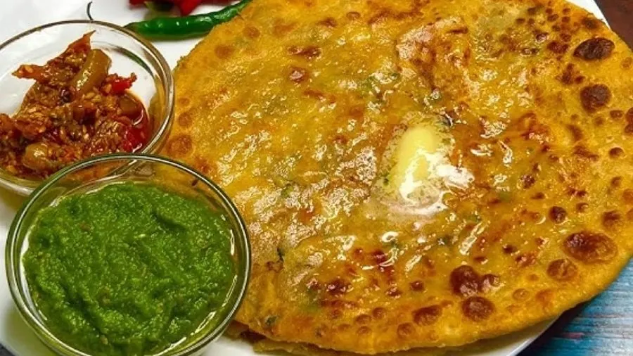 શિયાળામાં આ રીતે બનાવો પંજાબી ઢાબા સ્ટાઇલ મસાલેદાર આલુ પરોઠા, નોંધી લો આ સીક્રેટ રેસીપી 2 Aloo Paratha