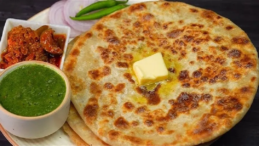 પંજાબી ઢાબા સ્ટાઇલ ક્રિસ્પી આલૂ પરાઠા: ઘરે બનાવવાની પરફેક્ટ રેસીપી 3 paratha1.jpg