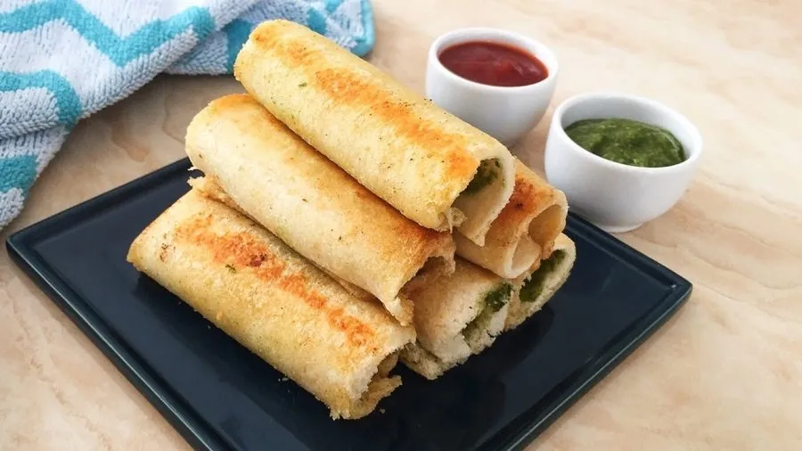 Paneer Bread Roll