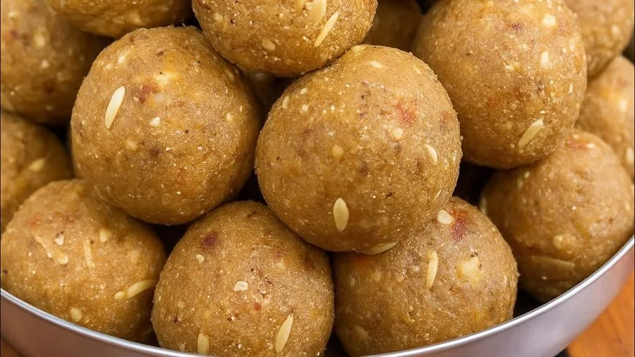 સોંઠના લાડુ: સાંધાના દુખાવામાં રાહત અને શિયાળામાં ઉર્જા આપતી ખાસ રેસીપી 3 laddu.jpg