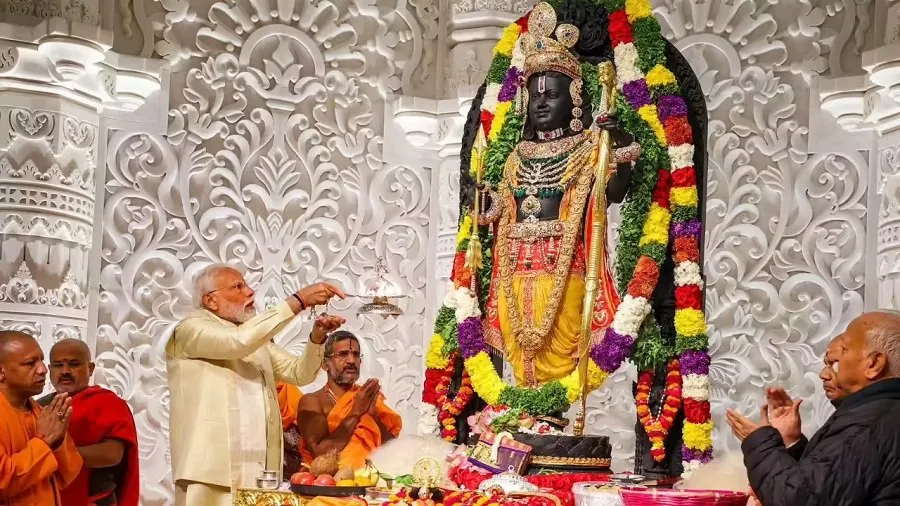 અયોધ્યામાં જય શ્રી રામનો નાદ: પીએમ મોદીએ દ્વિતીય વર્ષગાંઠ પર વ્યક્ત કર્યો હર્ષ, ભક્તોની ભીડથી છલકાઈ ધર્મનગરી 2 pm modi.jpg