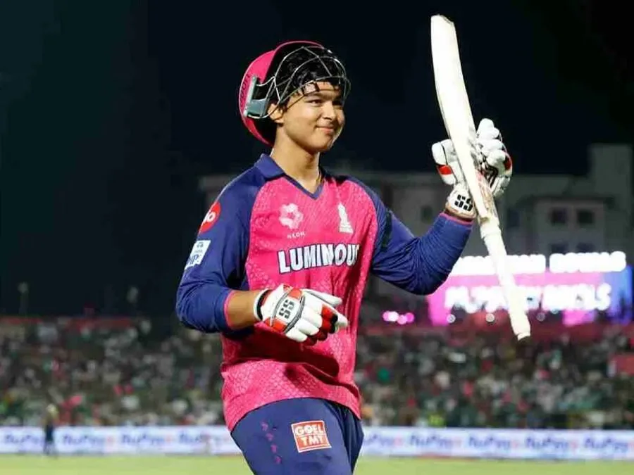 IPLથી Under-19 એશિયા કપ સુધી: વૈભવ સૂર્યવંશીનું ૨૦૨૫માં વિસ્ફોટક બેટિંગ પ્રદર્શન 3 vansi11.jpg