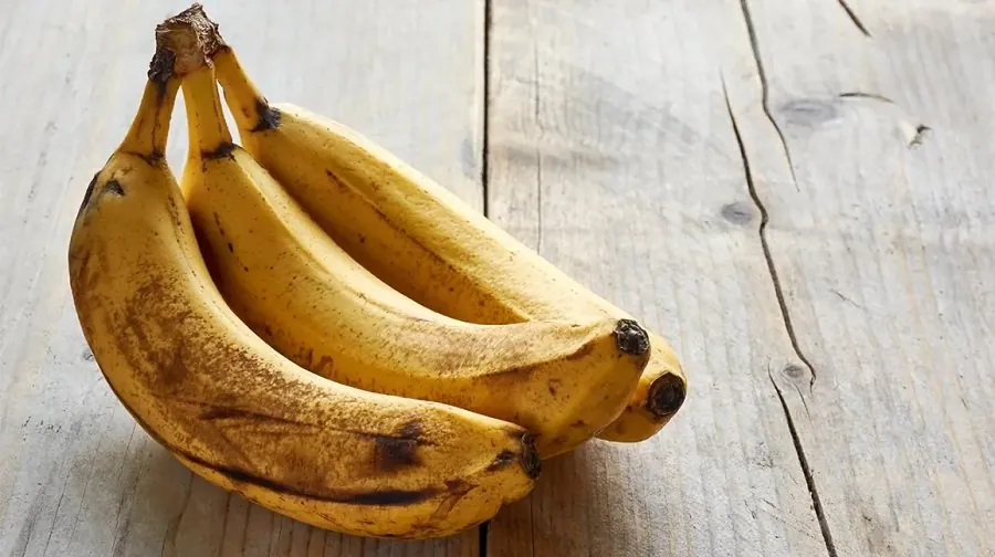 શું તમે પણ ખાલી પેટે કેળા ખાઓ છો? 2 Banana.jpg