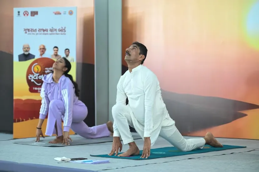 પાર્ટી સંસ્કૃતિને બદલે યોગમય ઉજવણી, નવા વર્ષની સવારે ગુજરાતે બતાવી નવી દિશા 4 Gujarat Yoga Program 2026 3.png
