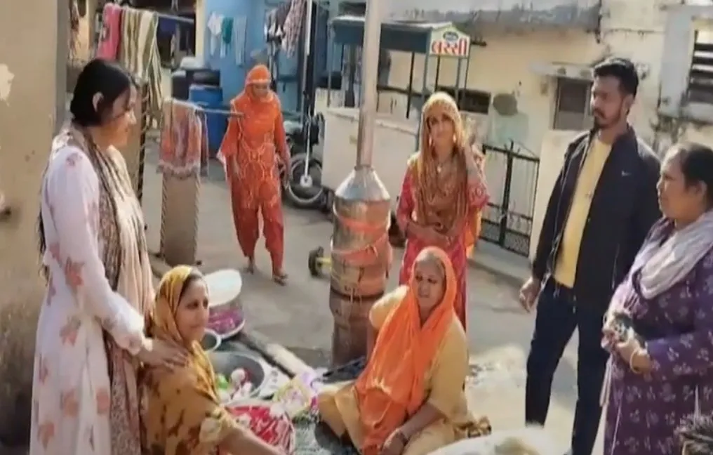ગાંધીનગરમાં ટાઇફોઇડનો કહેર, એક અઠવાડિયામાં 67 પોઝિટિવ કેસ નોંધાયા 3 Gandhinagar Typhoid Outbreak 1.jpeg