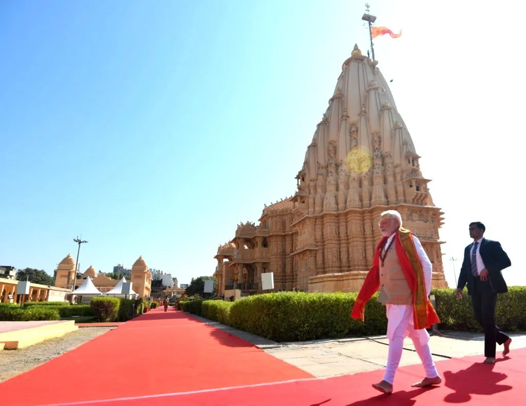 સોમનાથ પર આક્રમણને હજાર વર્ષ પૂર્ણ, વિનાશ નહીં પરંતુ ભારતના અડગ સ્વાભિમાનની ગાથા 2 Somnath Temple.png