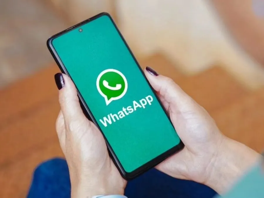 હવે WhatsApp પર તમે થઈ શકો છો ગાયબ! ઓનલાઈન હોવા છતાં દેખાશો ઓફલાઈન, મેસેજ કરનારને નહીં પડે ખબર 2 Whatsapp Smart Trick