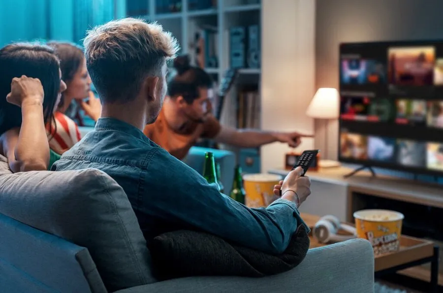 વીકેન્ડ પ્લાન તૈયાર! Netflix અને Prime Video પર રિલીઝ થઈ રહી છે આ શાનદાર ફિલ્મો 3 Smart TV