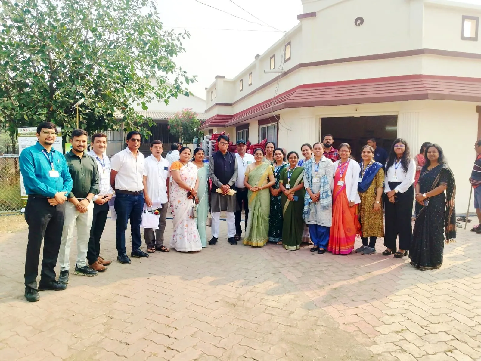 વલસાડ જિલ્લા આયુર્વેદ શાખા દ્વારા કોસંબામાં તાલુકા કક્ષાનો સર્વરોગ નિદાન સારવાર કેમ્પ યોજાયો 3 IMG 20260108 WA0008.jpg