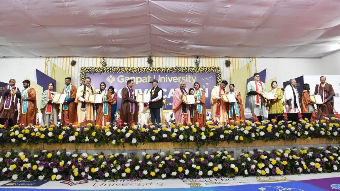 શિક્ષણ એ પરિવર્તનનું શક્તિશાળી શસ્ત્ર છે: ગણપત યુનિવર્સિટીના ૧૯મા પદવીદાન સમારોહમાં શિક્ષણ મંત્રી ડૉ. પ્રદ્યુમન વાજાનો સંદેશ 3 Ganpat University 19th Convocation 2026 2.jpeg
