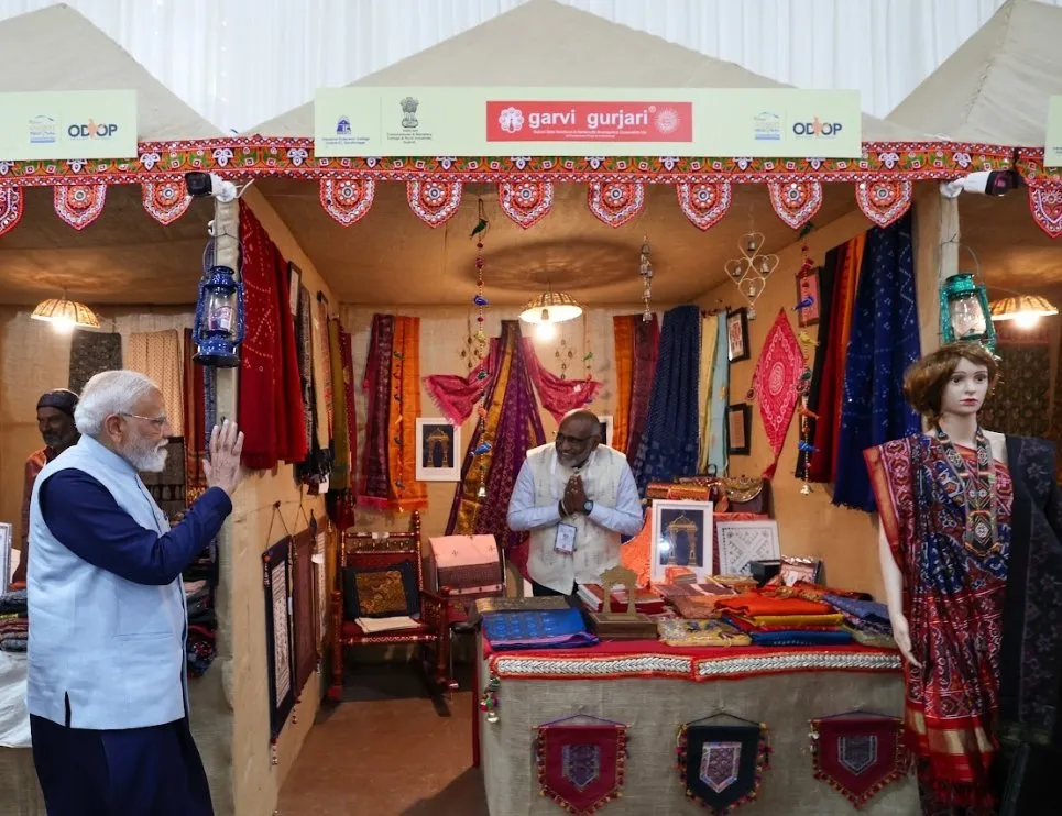 મારવાડી યુનિવર્સિટી ખાતે વાઇબ્રન્ટ ગુજરાત પ્રાદેશિક કોન્ફરન્સનો ભવ્ય પ્રારંભ, વડાપ્રધાન મોદીએ એક્ઝિબિશનનું ઉદ્ઘાટન કર્યું 3 Vibrant Gujarat Regional Conference Rajkot 2026 2.jpeg