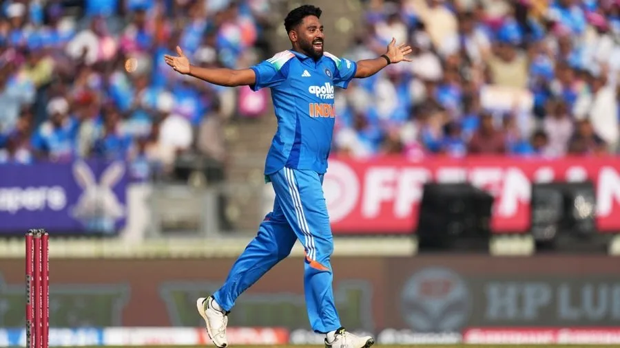 IND vs NZ શ્રેણી વચ્ચે મોહમ્મદ સિરાજને મળી મોટી જવાબદારી, રણજી ટ્રોફીમાં આ ટીમની કરશે કેપ્ટનશીપ! 2 mo.jpg