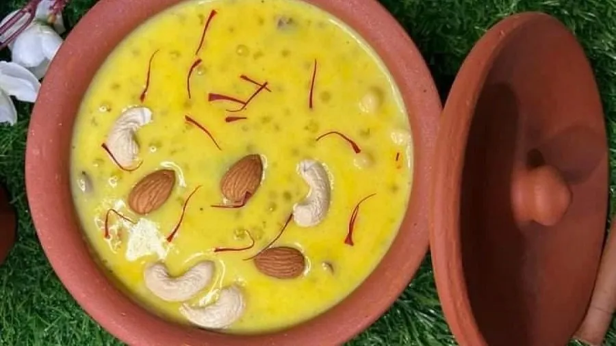 વસંત પંચમી પર માતા સરસ્વતીને ધરાવો આ 'શાહી કેસરિયા સાબુદાણા ખીર'નો ભોગ 2 Royal Kesariya Sabudana Kheer