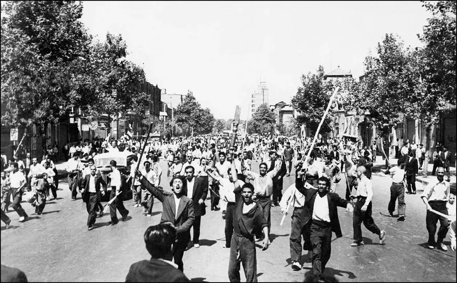 શું અમેરિકા ઈરાનમાં ફરી 1953નું ઈતિહાસ દોહરાવશે? જાણો શું હતું ‘ઓપરેશન અજેક્સ’ 2 iran.jpg