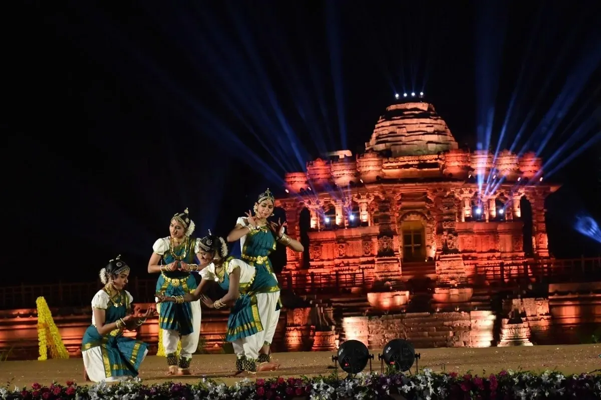 મોઢેરા સૂર્યમંદિરના પ્રાંગણમાં ઉત્તરાર્ધ મહોત્સવ-2026, શાસ્ત્રીય નૃત્યનો દિવ્ય સંગમ 2 Modhera Uttarardh Mahotsav 2026 1.png
