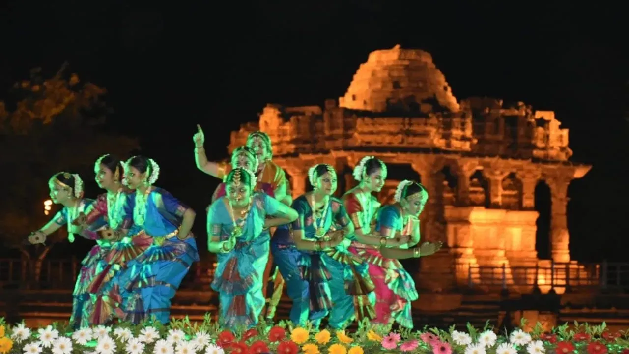 મોઢેરા સૂર્યમંદિરના પ્રાંગણમાં ઉત્તરાર્ધ મહોત્સવ-2026, શાસ્ત્રીય નૃત્યનો દિવ્ય સંગમ 3 Modhera Uttarardh Mahotsav 2026 2.png