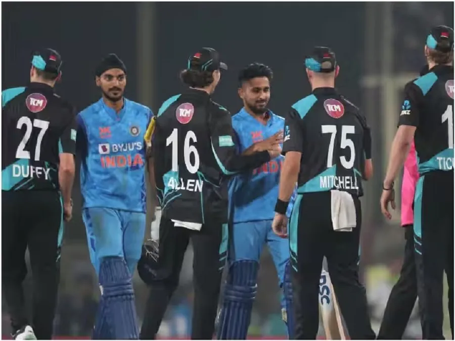 IND vs NZ T20I: ભારત સામેની પ્રથમ મેચ પહેલા ન્યુઝીલેન્ડને મોટો ઝટકો,સ્ટાર માઈકલ બ્રેસવેલની ફિટનેસ જોખમમાં 3 nz11.jpg