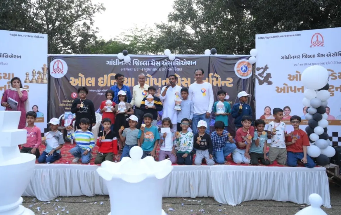 ગાંધીનગરમાં અખિલ ભારતીય ચેસ ટુર્નામેન્ટનો ધમાકેદાર આરંભ, ૭૦ ઇન્ટરનેશનલ ફીડે રેટેડ ખેલાડીઓ સહિત ૪૦૦થી વધુ સ્પર્ધકોનો ભાગ 3 gandhinagar national chess tournament 2026 2.jpeg