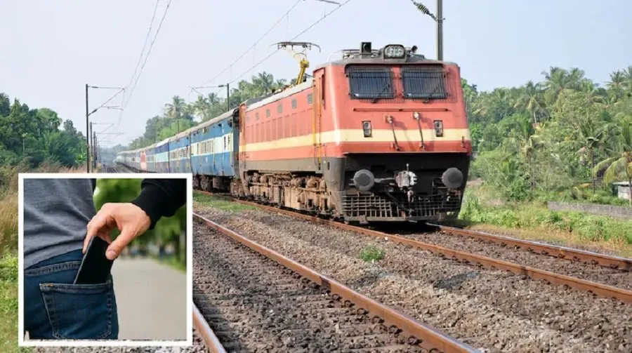 Smartphone Lost in Train