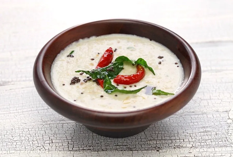 ઘરે બનાવો હોટેલ જેવી નાળિયેર દહીંની ચટણી, ઇડલી-ઢોસાનો સ્વાદ થઈ જશે બમણો 2 Coconut Curd Chutney