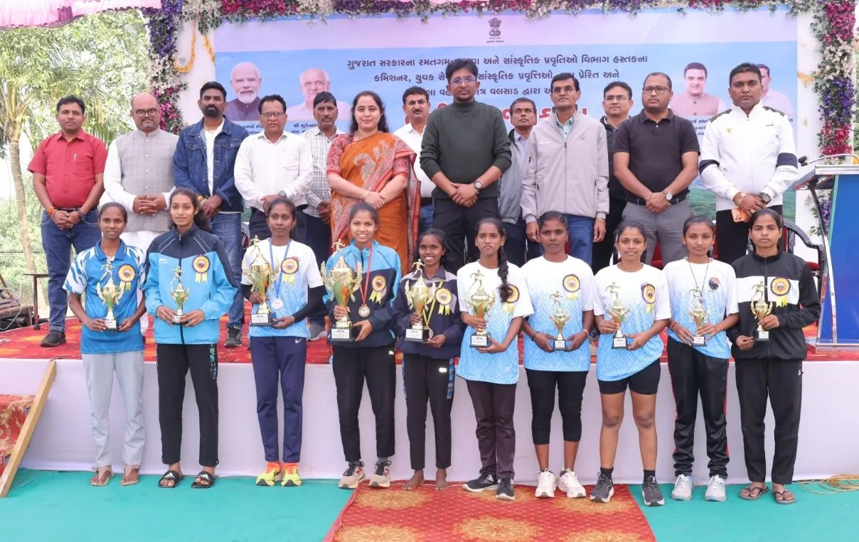 રાજ્યભરના ૨૫૦ સ્પર્ધકોની હાજરી સાથે પારનેરા ડુંગર પર તૃતીય રાજ્યકક્ષા આરોહણ–અવરોહણ સ્પર્ધાનું ભવ્ય આયોજન 4 Parnera Hill Climb Competition Valsad 1.jpeg