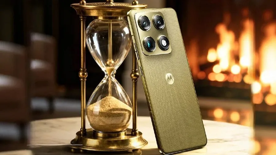 16GB રેમ, 1TB સ્ટોરેજ અને સ્નેપડ્રેગન 8 Gen 5 સાથે Motorola Signature લોન્ચ 2 Motorola Signature
