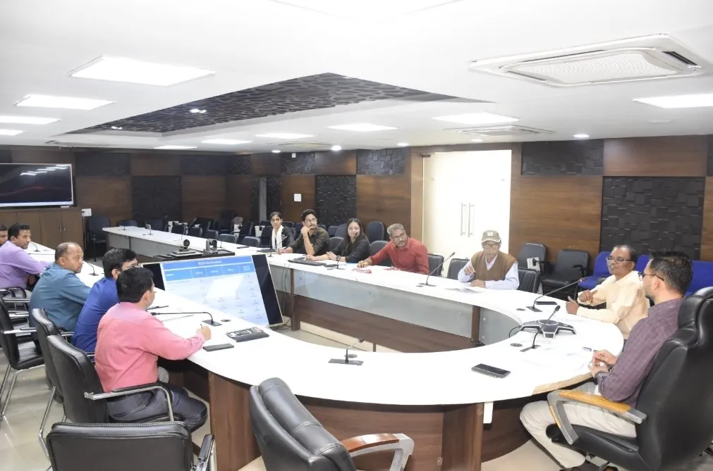 પંચમહાલમાં રાષ્ટ્રીય રક્તપિત્ત નિર્મૂલન કાર્યક્રમ અંતર્ગત સ્પર્શ લેપ્રસી અવેરનેસ કેમ્પેઇનની બેઠક યોજાઈ 2 Panchmahal Sparsh Leprosy Awareness Campaign 2026.jpeg