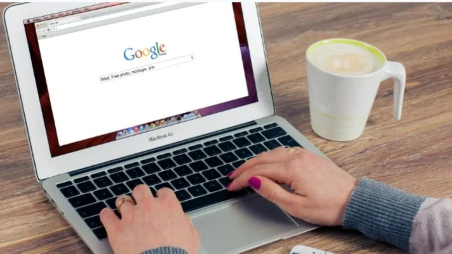 હવે ડાઉનલોડ કરેલી ફાઈલો ખોવાવાનો ડર ખતમ! Google લાવ્યું શાનદાર ઓટો-બેકઅપ ફીચર 2 Google file protection