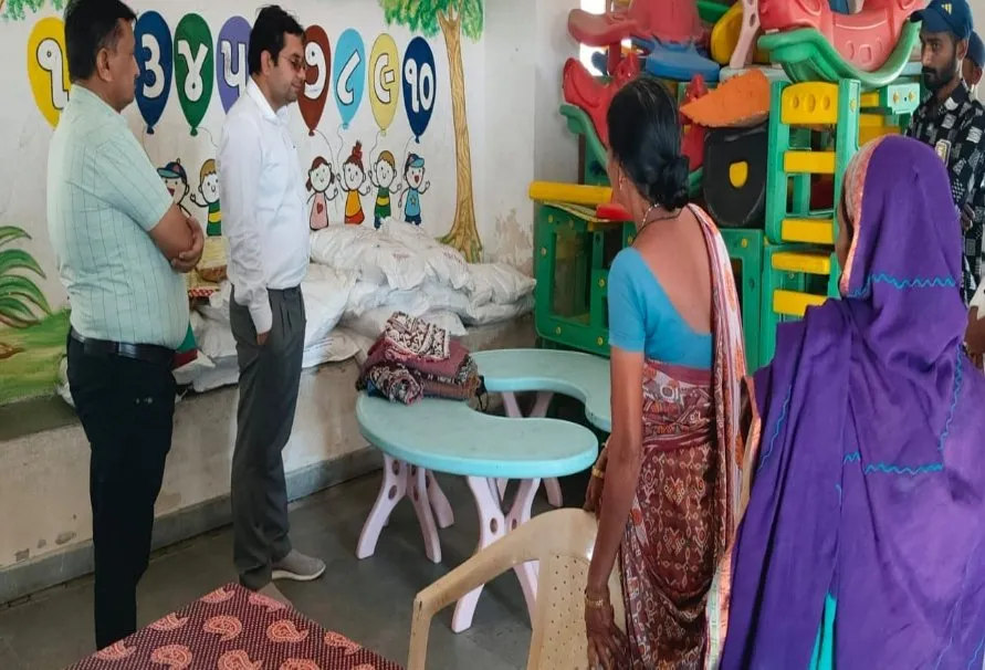 IAS ઉત્સવ ગૌતમના માર્ગદર્શન હેઠળ કચ્છ જિલ્લામાં આંગણવાડી સુવિધાઓ સુદ્દઢ કરવાની વિશેષ ઝુંબેશ 2 Kutch Anganwadi Infrastructure Strengthening Campaign.jpeg