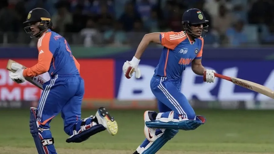 ICC Rankings: અભિષેક શર્મા ઇતિહાસ રચવાની ખૂબ નજીક, સૂર્યકુમાર યાદવની ટોપ-10 માં ધમાકેદાર એન્ટ્રી 3 abhishek11.jpg