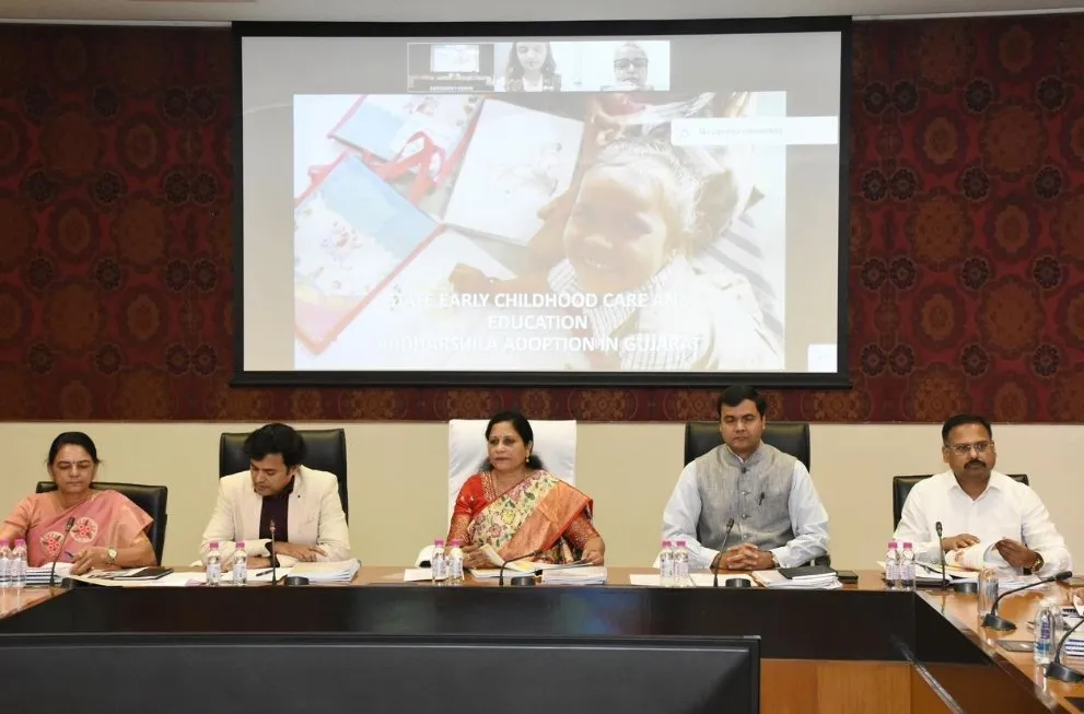 રાજ્યની આંગણવાડીઓ માટે નવો પૂર્વ પ્રાથમિક અભ્યાસક્રમ “આધારશિલા” મંજૂર, જૂન ૨૦૨૬થી અમલમાં આવશે 2 Aadharshila Anganwadi Pre Primary Curriculum Gujarat.jpeg