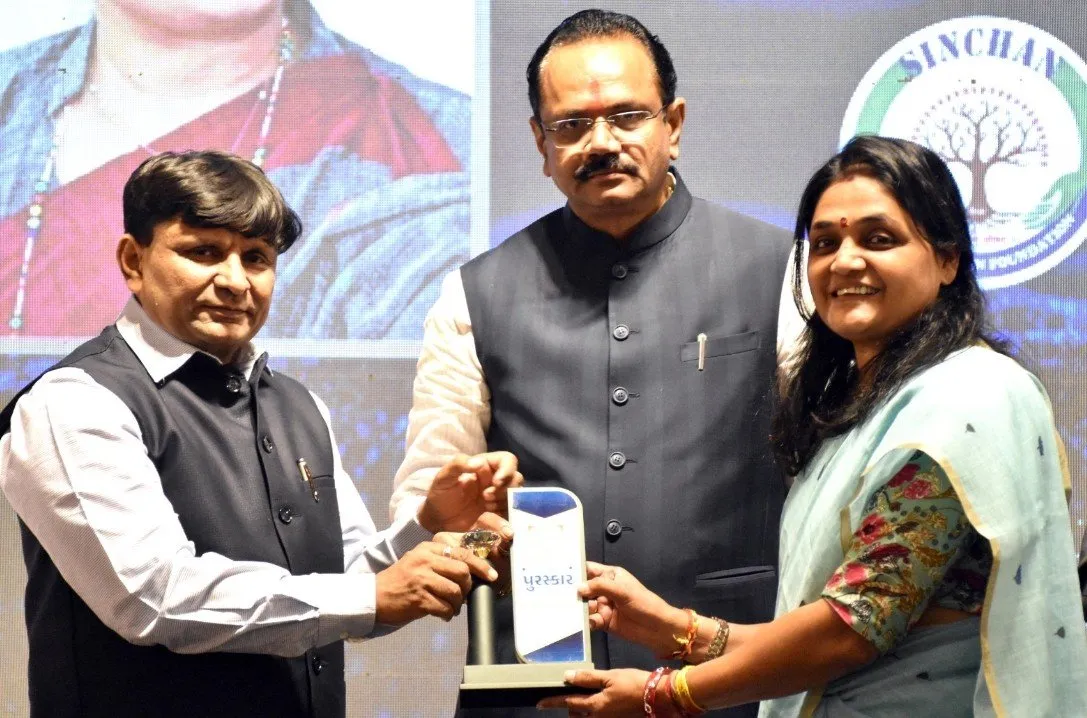 ભગવતી ગ્રીન્સ, લાંભવેલ ખાતે યોજાયેલા કાર્યક્રમમાં રાજ્ય મંત્રીઓના હસ્તે 21 સમાજસેવકો સન્માનિત 2 anand maha sanman award 2026 2.jpeg