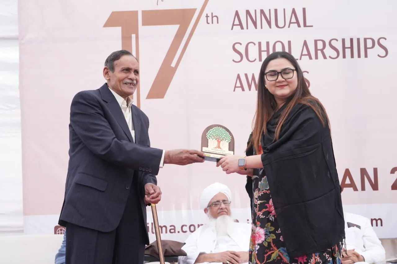વડોદરા: IIMA ના એડમિનિસ્ટ્રેટર નૌશીન સૈયદનું ઝિદની ઈલ્મા ટ્રસ્ટ દ્વારા બહુમાન 2 WhatsApp Image 2026 01 30 at 7.06.51 PM.jpeg
