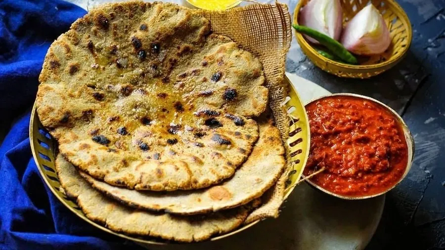 બાજરીના રોટલા સાથે બનાવો રાજસ્થાનની વર્લ્ડ ફેમસ લસણની ચટણી, આંગળા ચાટતા રહી જશો! 2 Garlic Chutney