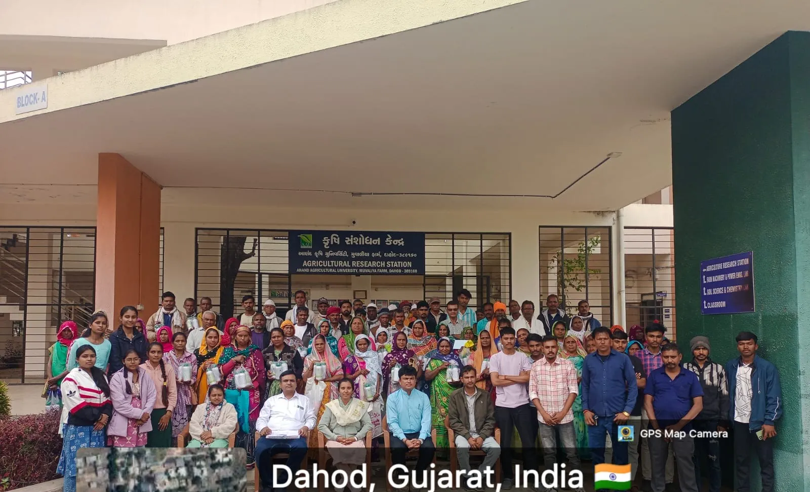 દાહોદના મુવાલિયા ફાર્મ ખાતે આદિવાસી ખેડૂતો માટે લસણની વૈજ્ઞાનિક ખેતી અંગે વિશેષ તાલીમ, આવક વધારવાની નવી દિશા 3 dahod garlic scientific farming training tribal farmers 1.png
