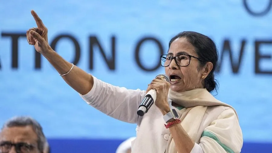 "લાલ કિલ્લો પાછો મેળવવા જંગ": બંગાળ વિધાનસભા માટે સીપીઆઈએમનો માસ્ટરપ્લાન, દિગ્ગજ નેતાઓ મેદાનમાં 3 mamta.jpg