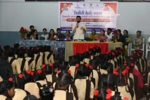 ધરમપુરના બરૂમાળ ગુરૂધામ આશ્રમ શાળામાં ઝોન કક્ષાનો કિશોરી મેળો યોજાયો 2 IMG 20260205 WA0013