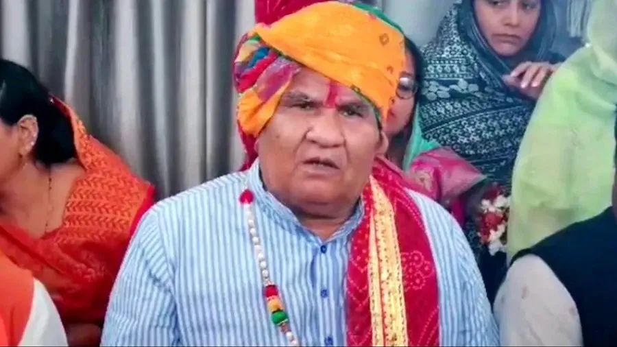 કાર્યક્રમમાં નહીં આવો તો યોજનાનો લાભ બંધ! MP ના મંત્રીએ મહિલાઓને જાહેરમાં આપી ધમકી, વીડિયો વાયરલ 2 MP Sehore.jpg