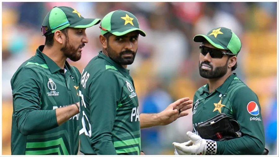 PAK vs USA: જ્યારે અમેરિકા સામે પાકિસ્તાન ઘૂંટણિયે પડ્યું, સુપર ઓવરમાં પણ થઈ શરમજનક હાર! 2 babr.jpg