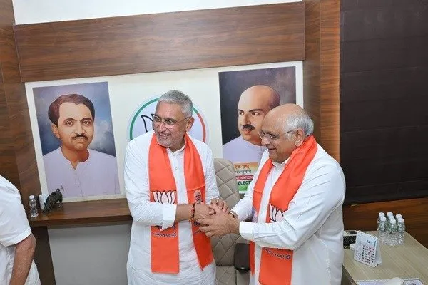 Gujarat ગુજરાત રાજકારણ ૨૦૨૬: સ્થાનિક સ્વરાજ્યની ચૂંટણીઓનો જંગ અને પક્ષોની વ્યૂહરચના 2 Gujarat Bjp.jpeg