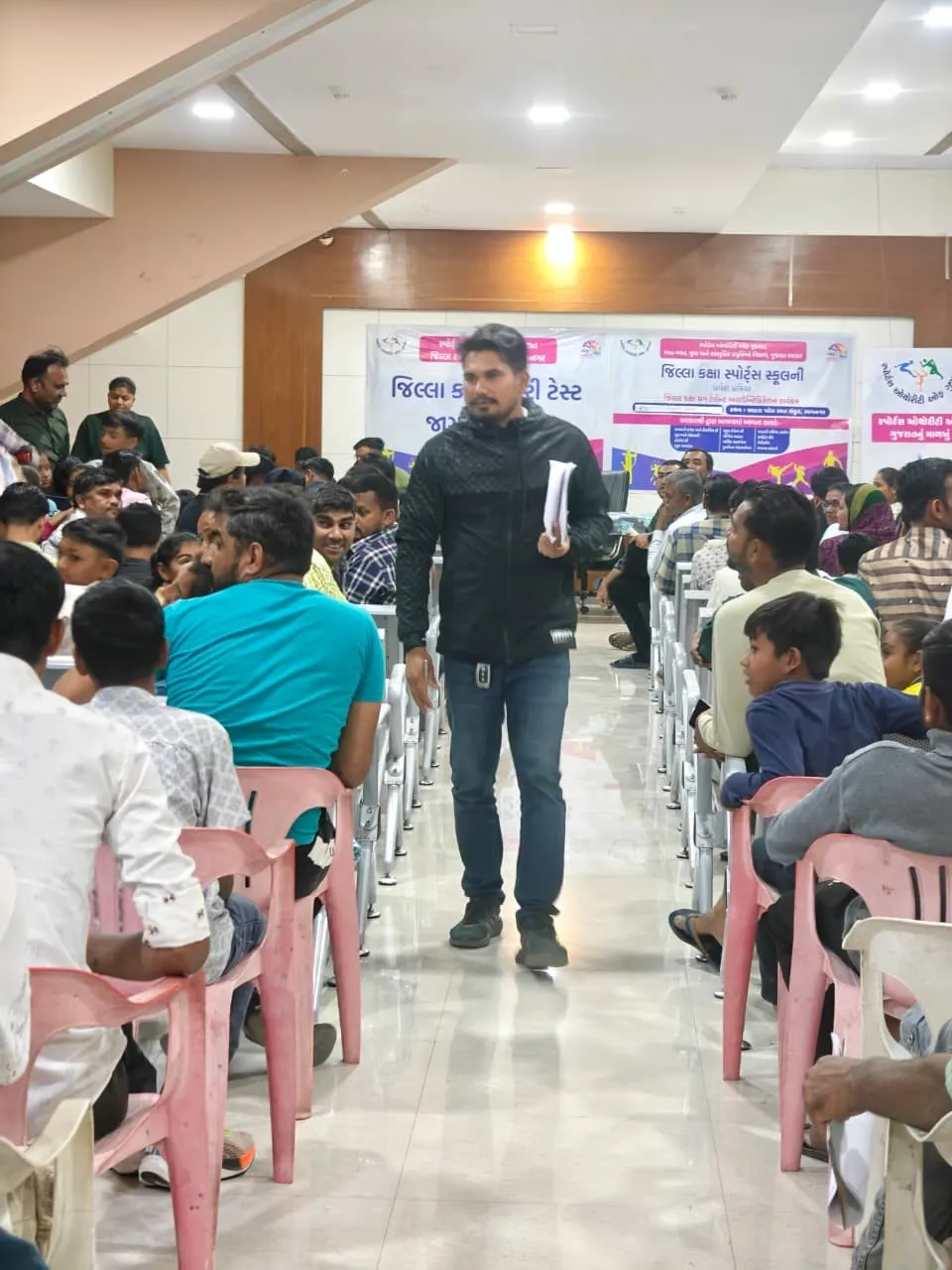 ભાવનગર ખાતે જિલ્લા કક્ષા સ્પોર્ટસ સ્કૂલ યોજના અંતર્ગત ખેલાડીઓના વાલીઓ માટે વિશેષ જાગૃતિ શિબિરનું આયોજન 2 Bhavnagar District Level Sports School Awareness Camp.png