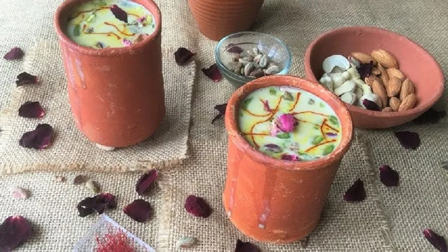 Dry Fruits Bhang Thandai