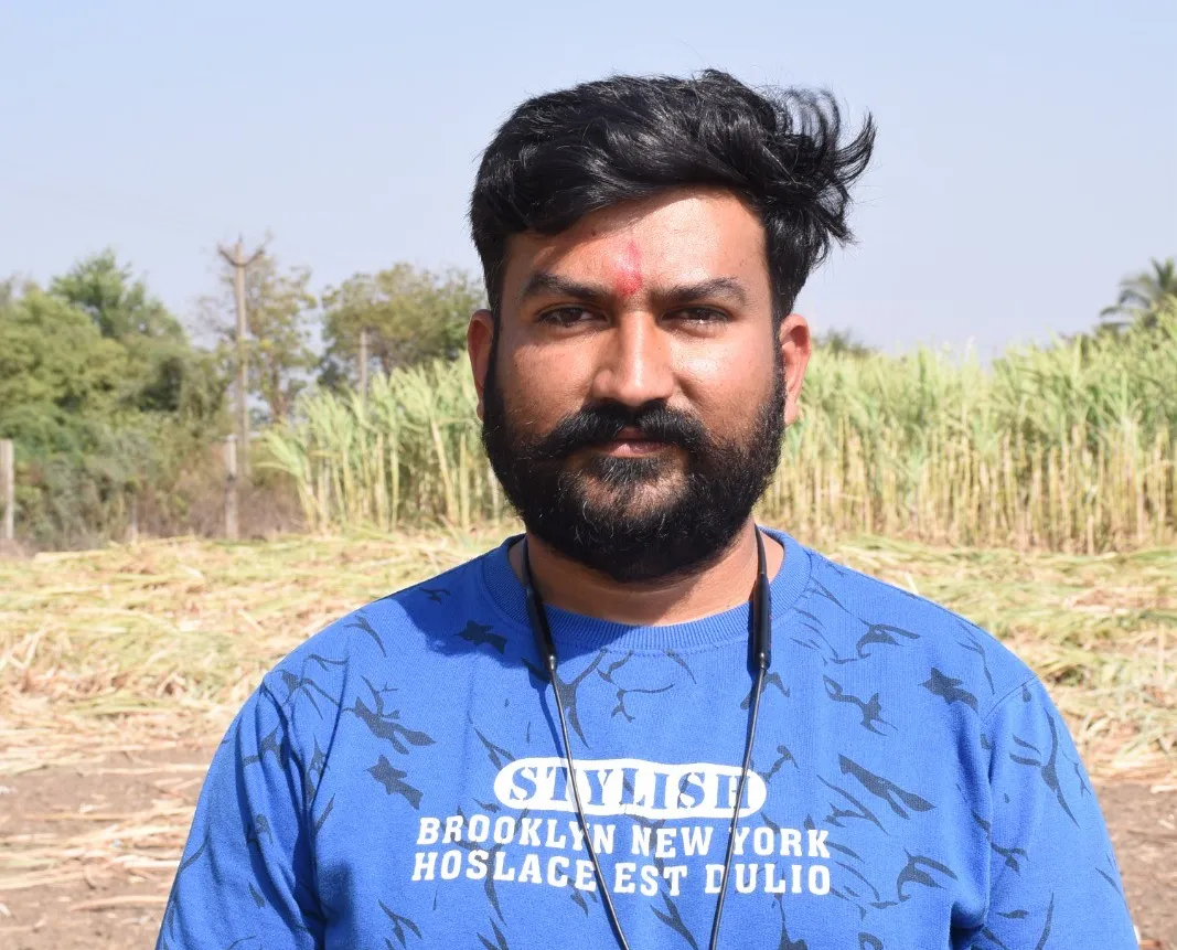 કચ્છના રણમાં પ્રાકૃતિક ખેતીની ક્રાંતિ: દેશી ગાય આધારિત ખેતીથી ખેડૂત પ્રદિપભાઈએ મેળવ્યું મબલક શેરડી અને શુદ્ધ ગોળનું ઉત્પાદન 2 Kutch Natural Farming Sugarcane Jaggery 1.png