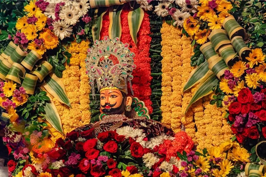 ખાટું શ્યામ જનારા ભક્તો ખાસ નોંધ લે! આ તારીખે 19 કલાક માટે બંધ રહેશે બાબાના દ્વાર 2 Khatu Shyam temple