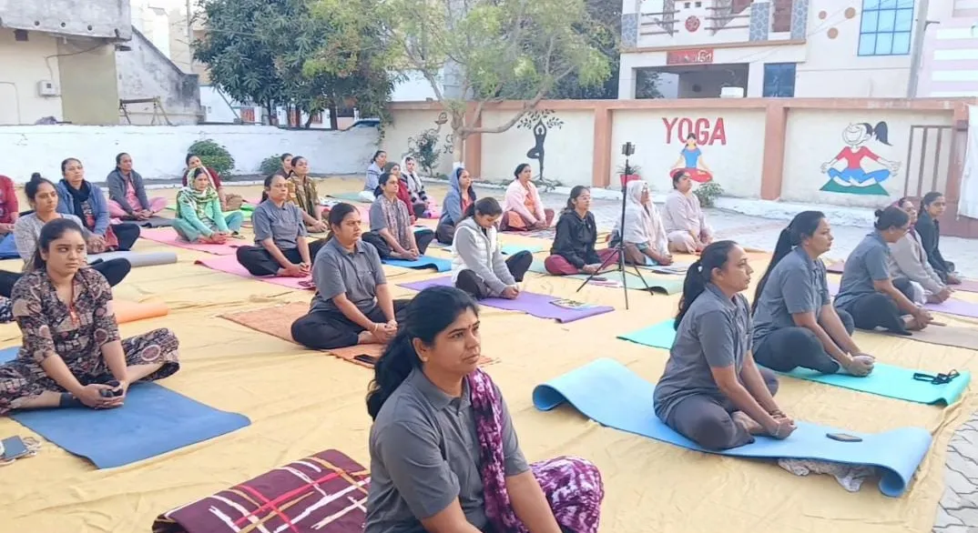 અમરેલીમાં “સ્વસ્થ ગુજરાત – મેદસ્વિતા મુક્ત ગુજરાત” અભિયાન અંતર્ગત નિશુલ્ક યોગ વર્ગોમાં વિશેષ શટકર્મ તાલીમ સત્ર યોજાયું 2 Amreli Yoga Shatkarm Training Obesity Free Gujarat 2026.png