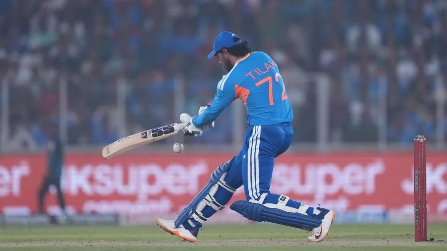 IND vs PAK: તિલક વર્મા તોડશે કોહલીનો રેકોર્ડ, બનશે નવો સિક્સર કિંગ 2 tila.jpg