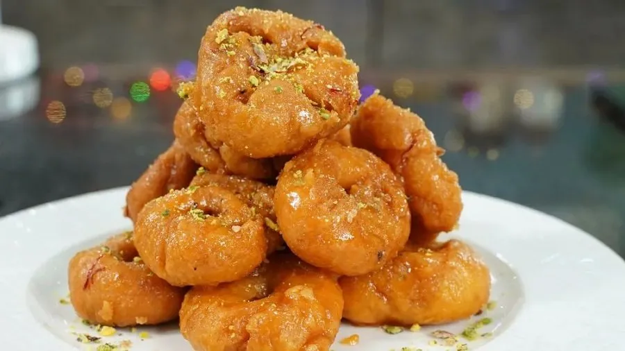 હવે ડાયાબિટીસના દર્દીઓ પણ મન ભરીને ખાશે મિઠાઈ! જાણો કેવી રીતે બનાવવી 'નો સુગર બાલૂશાહી' 2 Balushahi