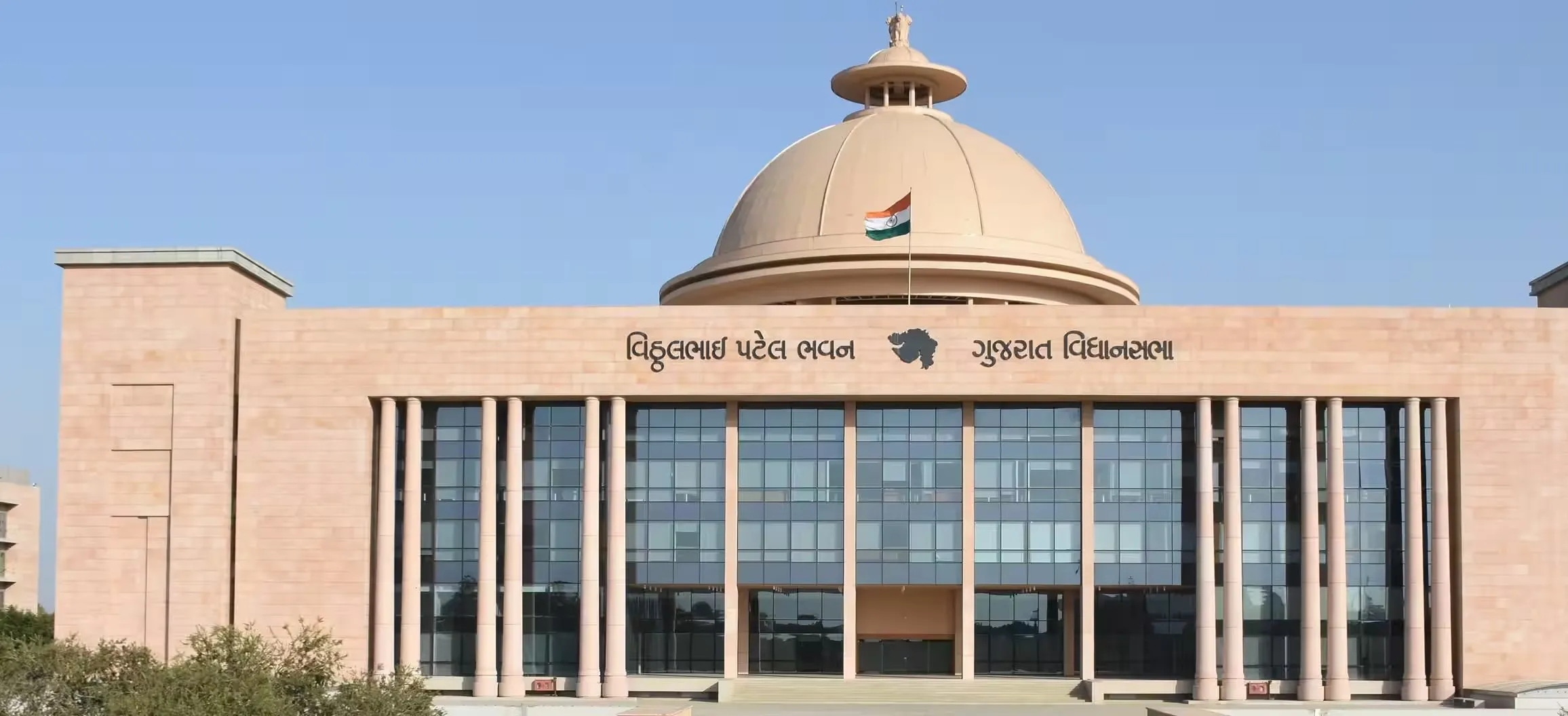 ગુજરાત બજેટ 2026-27: કનુભાઈ દેસાઈ રજૂ કરશે ઐતિહાસિક 'મેગા બજેટ' 2 budget 1.jpg