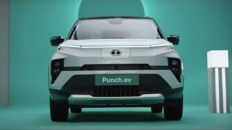 નવી પંચ EV માં શું હશે ખાસ? 2026 ફેસલિફ્ટના એ 5 ફેરફારો જે કારને બનાવશે સુપર હાઈટેક 2 new tata ev.jpg